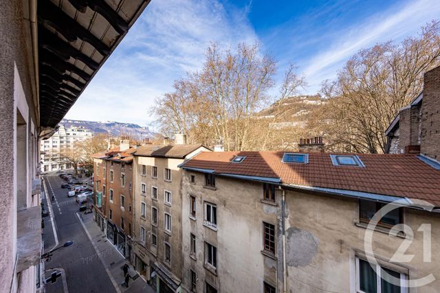 Appartement F4 à vendre - 4 pièces - 86.0 m2 - GRENOBLE - 38 - RHONE-ALPES - Century 21 Victor Hugo