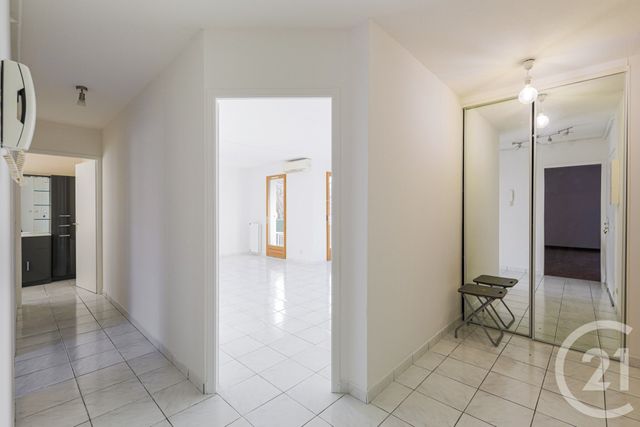 Appartement T4 à vendre - 4 pièces - 101.0 m2 - EYBENS - 38 - RHONE-ALPES - Century 21 Victor Hugo