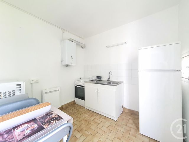 Appartement T3 à louer - 3 pièces - 47.45 m2 - GRENOBLE - 38 - RHONE-ALPES - Century 21 Victor Hugo