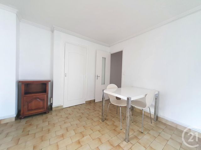 Appartement T3 à louer - 3 pièces - 47.45 m2 - GRENOBLE - 38 - RHONE-ALPES - Century 21 Victor Hugo