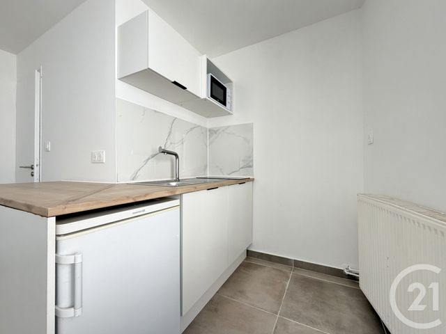 Appartement Studio à louer - 1 pièce - 16.83 m2 - GRENOBLE - 38 - RHONE-ALPES - Century 21 Victor Hugo