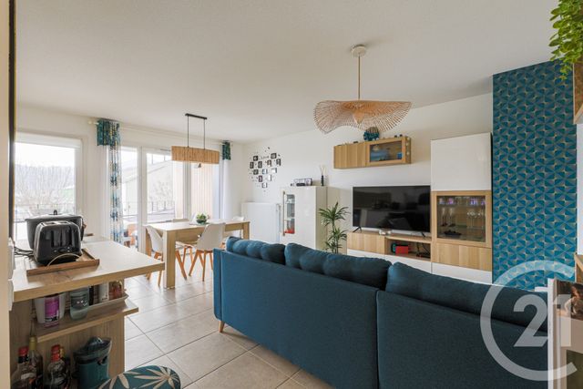 Appartement T3 à vendre - 3 pièces - 61.25 m2 - ECHIROLLES - 38 - RHONE-ALPES - Century 21 Victor Hugo