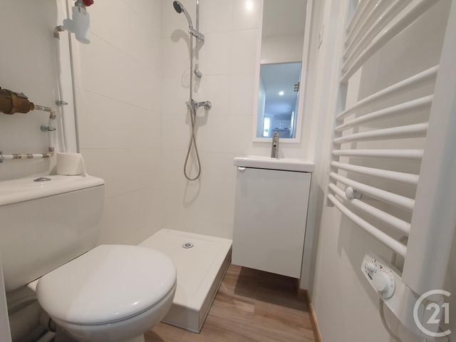 Appartement Studio à louer - 1 pièce - 27.1 m2 - LA TRONCHE - 38 - RHONE-ALPES - Century 21 Victor Hugo