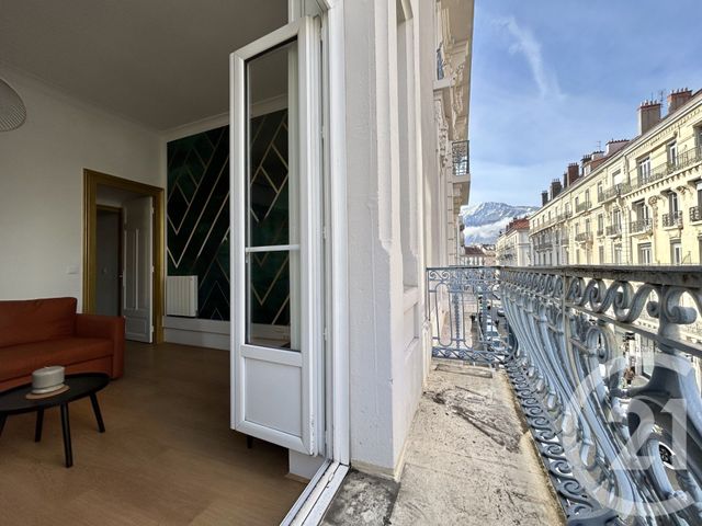 Appartement T2 à louer - 2 pièces - 40.16 m2 - GRENOBLE - 38 - RHONE-ALPES - Century 21 Victor Hugo