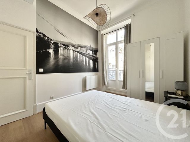 Appartement T2 à louer - 2 pièces - 40.16 m2 - GRENOBLE - 38 - RHONE-ALPES - Century 21 Victor Hugo