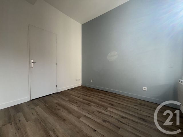 Appartement T2 à louer - 2 pièces - 38.75 m2 - GRENOBLE - 38 - RHONE-ALPES - Century 21 Victor Hugo