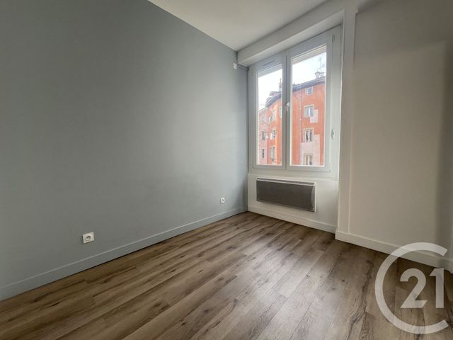 Appartement T2 à louer - 2 pièces - 38.75 m2 - GRENOBLE - 38 - RHONE-ALPES - Century 21 Victor Hugo