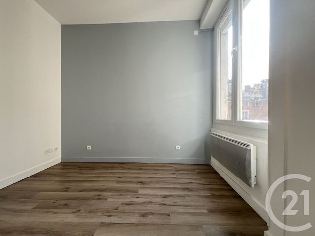 Appartement T2 à louer - 2 pièces - 38.75 m2 - GRENOBLE - 38 - RHONE-ALPES - Century 21 Victor Hugo