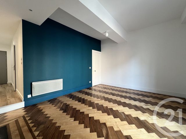 Appartement T2 à louer - 2 pièces - 38.75 m2 - GRENOBLE - 38 - RHONE-ALPES - Century 21 Victor Hugo