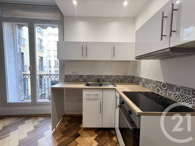 Appartement T2 à louer - 2 pièces - 38.75 m2 - GRENOBLE - 38 - RHONE-ALPES - Century 21 Victor Hugo