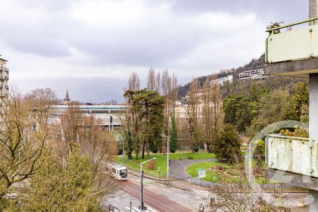 Appartement F3 à vendre - 4 pièces - 80.05 m2 - GRENOBLE - 38 - RHONE-ALPES - Century 21 Victor Hugo