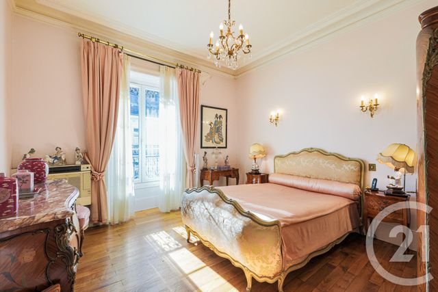 Appartement F4 à vendre - 4 pièces - 129.0 m2 - GRENOBLE - 38 - RHONE-ALPES - Century 21 Victor Hugo