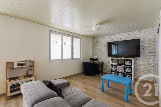 Appartement T4 à vendre - 4 pièces - 75.62 m2 - GRENOBLE - 38 - RHONE-ALPES - Century 21 Victor Hugo