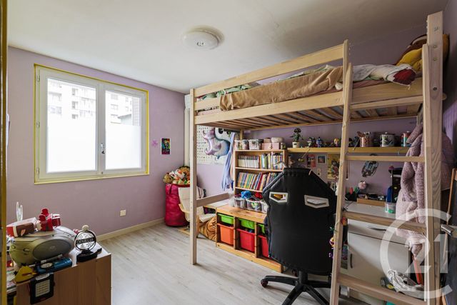 Appartement T4 à vendre - 4 pièces - 75.62 m2 - GRENOBLE - 38 - RHONE-ALPES - Century 21 Victor Hugo