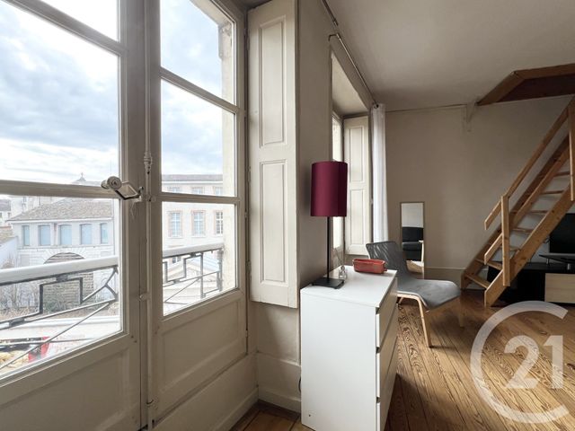 Appartement T2 à louer - 2 pièces - 39.02 m2 - GRENOBLE - 38 - RHONE-ALPES - Century 21 Victor Hugo