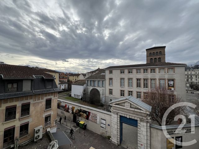 Appartement T2 à louer - 2 pièces - 39.02 m2 - GRENOBLE - 38 - RHONE-ALPES - Century 21 Victor Hugo