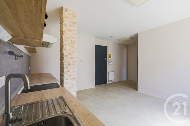 Appartement à vendre - 2 pièces - 37.0 m2 - GRENOBLE - 38 - RHONE-ALPES - Century 21 Victor Hugo