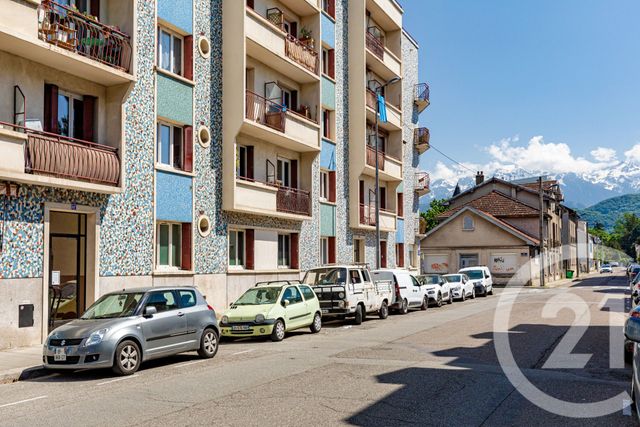 Appartement à vendre - 2 pièces - 37.0 m2 - GRENOBLE - 38 - RHONE-ALPES - Century 21 Victor Hugo