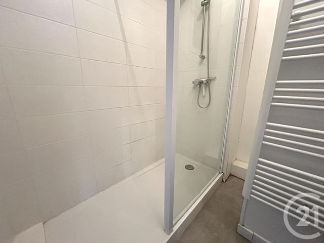 Appartement T2 à louer - 2 pièces - 48.33 m2 - GRENOBLE - 38 - RHONE-ALPES - Century 21 Victor Hugo