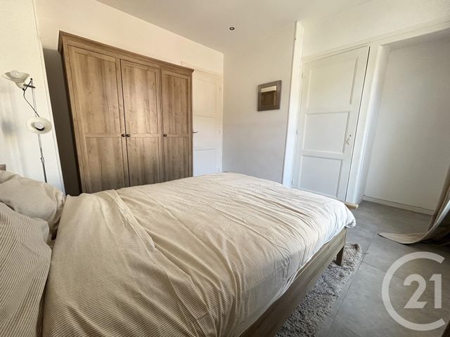 Appartement T2 à louer - 2 pièces - 48.33 m2 - GRENOBLE - 38 - RHONE-ALPES - Century 21 Victor Hugo