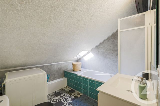 Appartement T2 à vendre - 2 pièces - 31.0 m2 - GRENOBLE - 38 - RHONE-ALPES - Century 21 Victor Hugo