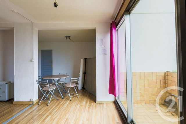 Appartement T5 à vendre - 5 pièces - 74.0 m2 - GRENOBLE - 38 - RHONE-ALPES - Century 21 Victor Hugo