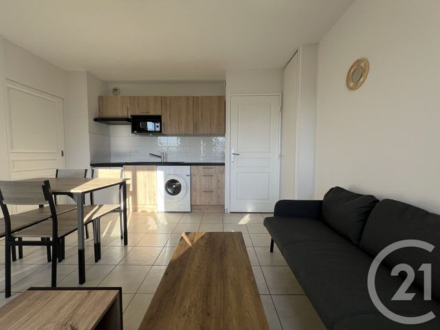 Appartement T2 à louer - 2 pièces - 30.68 m2 - ST MARTIN D HERES - 38 - RHONE-ALPES - Century 21 Victor Hugo