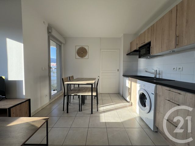 Appartement T2 à louer - 2 pièces - 30.68 m2 - ST MARTIN D HERES - 38 - RHONE-ALPES - Century 21 Victor Hugo