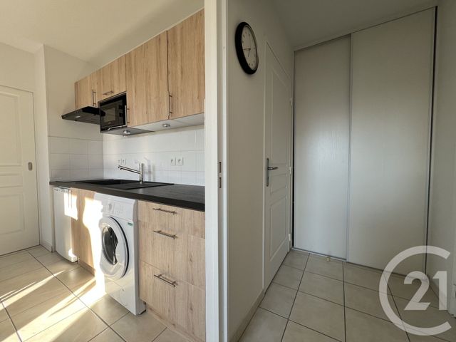 Appartement T2 à louer - 2 pièces - 30.68 m2 - ST MARTIN D HERES - 38 - RHONE-ALPES - Century 21 Victor Hugo