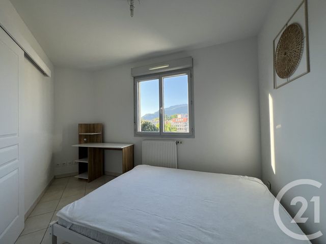Appartement T2 à louer - 2 pièces - 30.68 m2 - ST MARTIN D HERES - 38 - RHONE-ALPES - Century 21 Victor Hugo