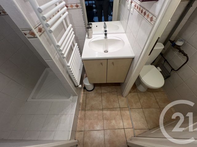 Appartement T2 à louer - 2 pièces - 35.64 m2 - GRENOBLE - 38 - RHONE-ALPES - Century 21 Victor Hugo