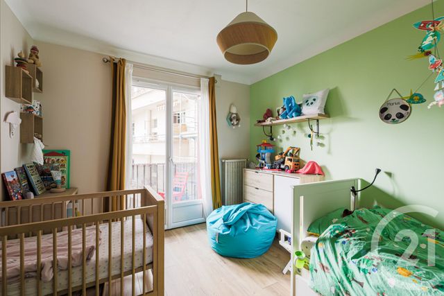 Appartement T3 à vendre - 3 pièces - 80.59 m2 - GRENOBLE - 38 - RHONE-ALPES - Century 21 Victor Hugo