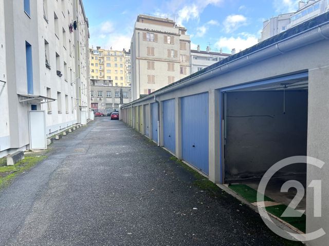 parking à louer - 15.0 m2 - GRENOBLE - 38 - RHONE-ALPES - Century 21 Victor Hugo