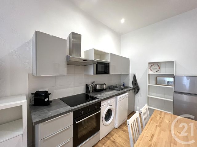 Appartement T2 à louer - 2 pièces - 40.06 m2 - GRENOBLE - 38 - RHONE-ALPES - Century 21 Victor Hugo
