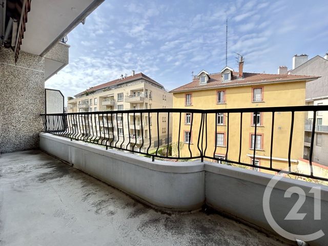 Appartement T3 à louer - 3 pièces - 66.0 m2 - GRENOBLE - 38 - RHONE-ALPES - Century 21 Victor Hugo