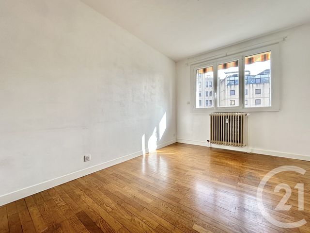 Appartement T3 à louer - 3 pièces - 66.0 m2 - GRENOBLE - 38 - RHONE-ALPES - Century 21 Victor Hugo