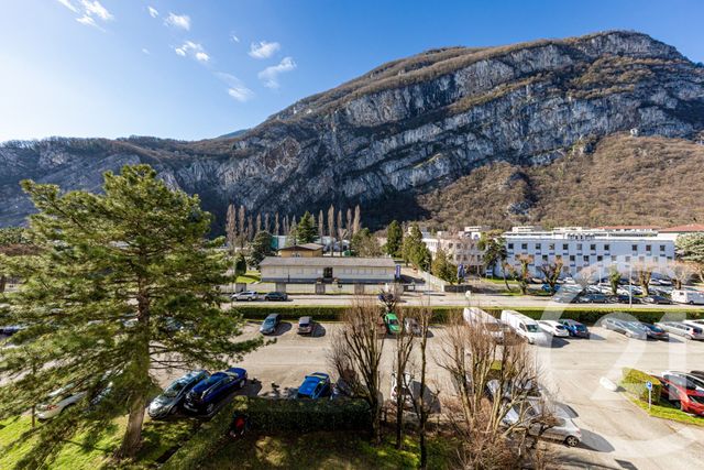 Appartement F3 à vendre - 3 pièces - 70.87 m2 - SASSENAGE - 38 - RHONE-ALPES - Century 21 Victor Hugo