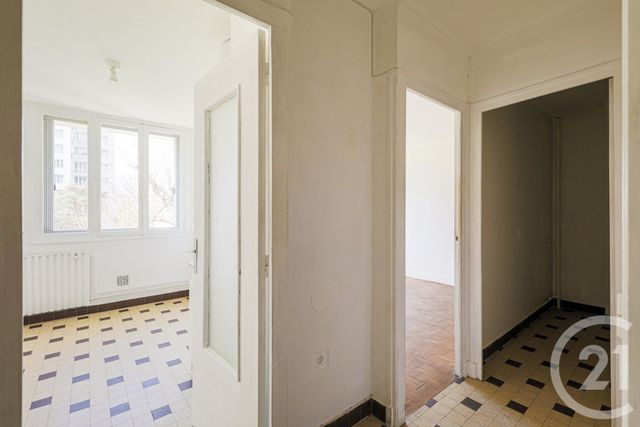 Appartement T1 à vendre - 1 pièce - 27.0 m2 - ECHIROLLES - 38 - RHONE-ALPES - Century 21 Victor Hugo
