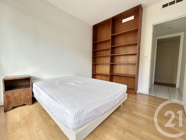 Appartement T4 à louer - 4 pièces - 91.02 m2 - GRENOBLE - 38 - RHONE-ALPES - Century 21 Victor Hugo
