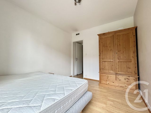 Appartement T4 à louer - 4 pièces - 91.02 m2 - GRENOBLE - 38 - RHONE-ALPES - Century 21 Victor Hugo