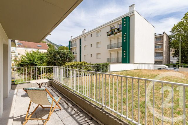 Appartement F2 à vendre - 2 pièces - 32.1 m2 - GRENOBLE - 38 - RHONE-ALPES - Century 21 Victor Hugo