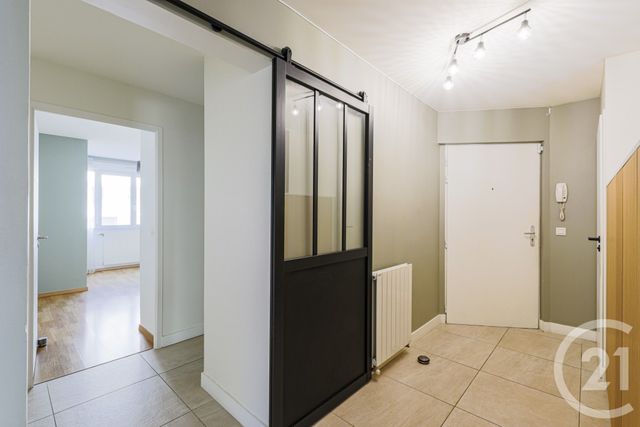 Appartement T5 à vendre - 5 pièces - 108.0 m2 - ECHIROLLES - 38 - RHONE-ALPES - Century 21 Victor Hugo