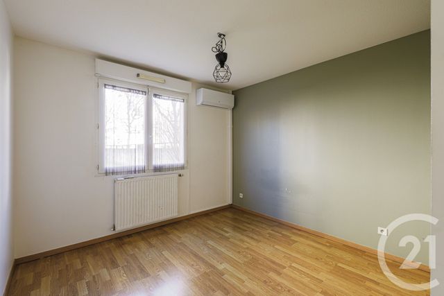 Appartement T5 à vendre - 5 pièces - 108.0 m2 - ECHIROLLES - 38 - RHONE-ALPES - Century 21 Victor Hugo