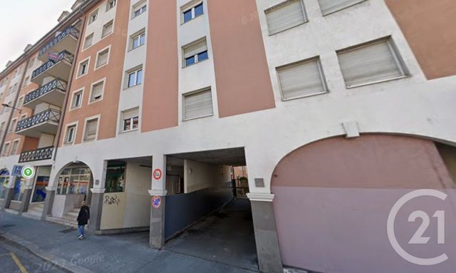 parking - GRENOBLE - 38