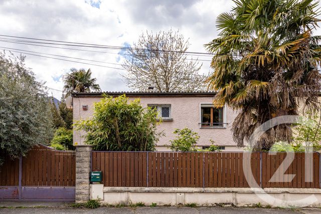 maison à vendre - 4 pièces - 83.0 m2 - ST EGREVE - 38 - RHONE-ALPES - Century 21 Victor Hugo