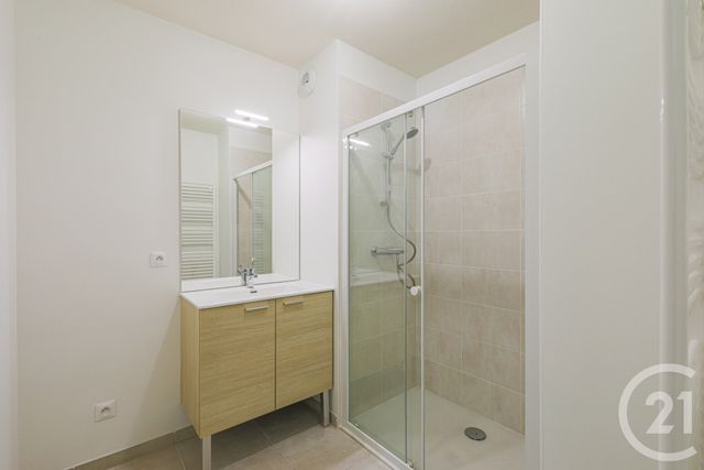 Appartement F2 à vendre - 2 pièces - 45.56 m2 - GRENOBLE - 38 - RHONE-ALPES - Century 21 Victor Hugo