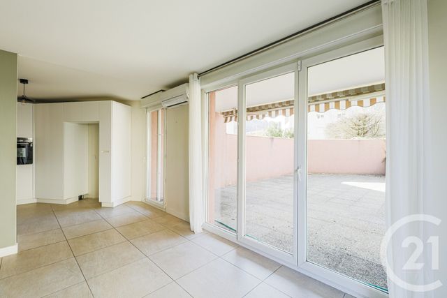 Appartement T5 à vendre - 5 pièces - 108.0 m2 - ECHIROLLES - 38 - RHONE-ALPES - Century 21 Victor Hugo