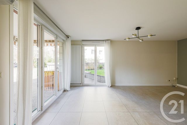 Appartement T5 à vendre - 5 pièces - 108.0 m2 - ECHIROLLES - 38 - RHONE-ALPES - Century 21 Victor Hugo