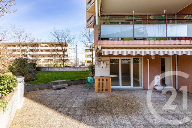 Appartement T5 à vendre - 5 pièces - 108.0 m2 - ECHIROLLES - 38 - RHONE-ALPES - Century 21 Victor Hugo