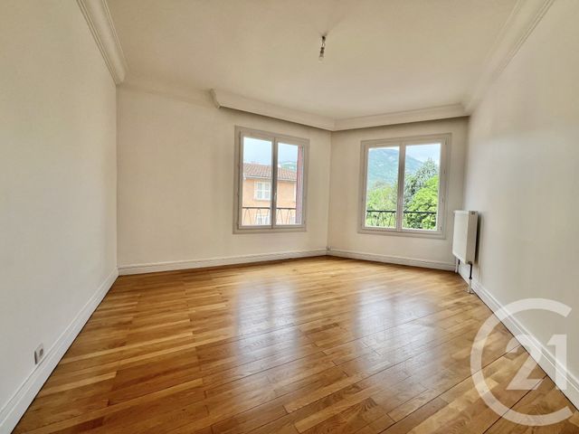 Appartement T3 à louer - 3 pièces - 71.81 m2 - GRENOBLE - 38 - RHONE-ALPES - Century 21 Victor Hugo
